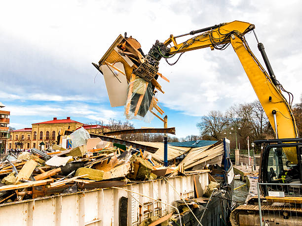 Best Yard Waste Removal  in Middletown, CA